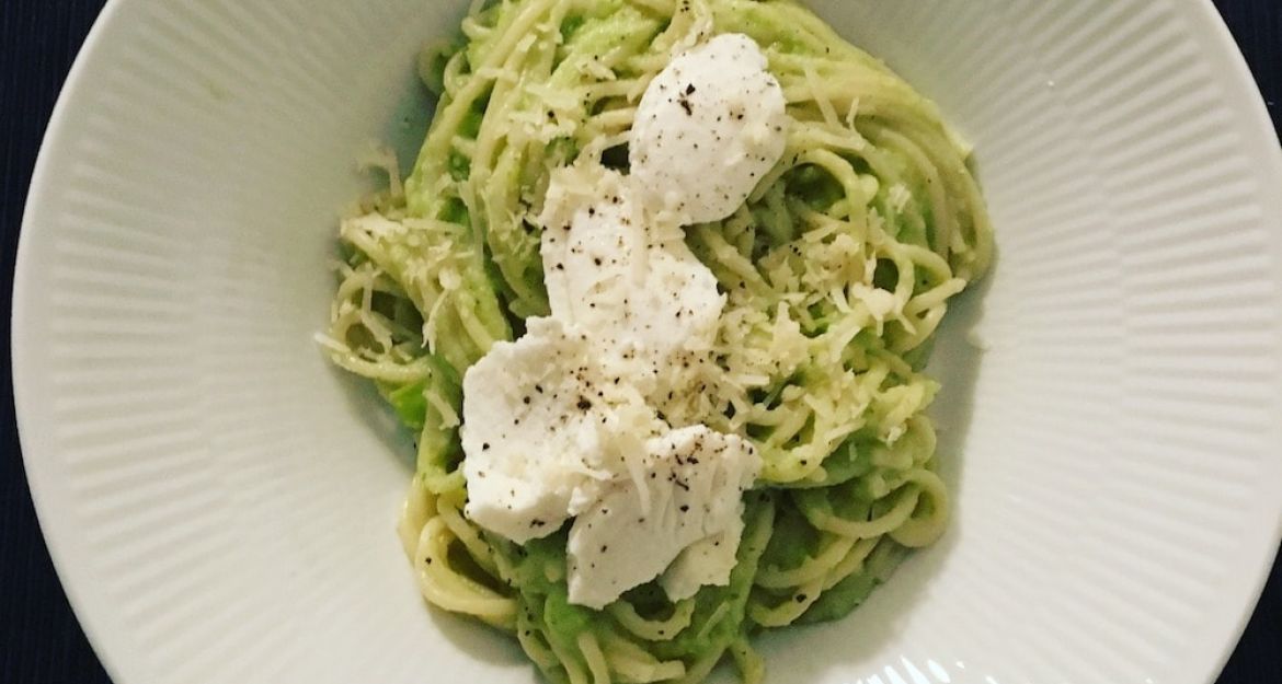 sund grøn spaghetti
